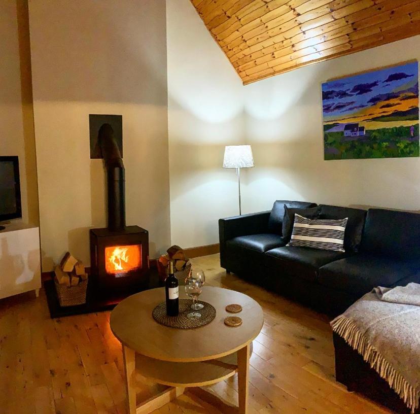 Head In The Skye - Healabhal Cottage Ose Εξωτερικό φωτογραφία